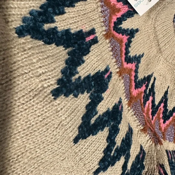 Maurices Beige Sweater with Pink and Blue Zigzag - Picture 4 of 8